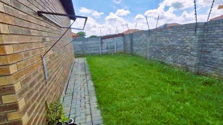 3 Bedroom Property for Sale in Waterval East North West